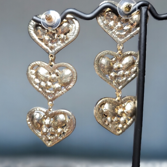 ETEREO Heart  Dangling Stud Earrings - Picture 4 of 5